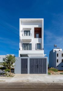 Ngôi nhà thiết kế thông tầng để giảm chi phí xây dựng