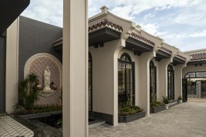 Biệt thự phong cách Pháp kết hợp Á Đông