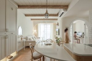 Căn hộ 82 m² lấy cảm hứng từ nhà gỗ trên thảo nguyên