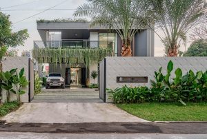 Biệt thự đưa thiên nhiên vào trung tâm ngôi nhà