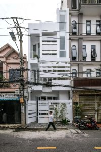 Nhà hướng Tây “ngoài kín, trong mở”