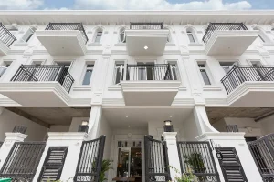 Townhouse là gì? So sánh với shophouse và ưu nhược điểm