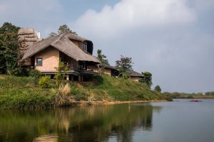 Lake House – Kiến trúc nhà ven hồ là gì?
